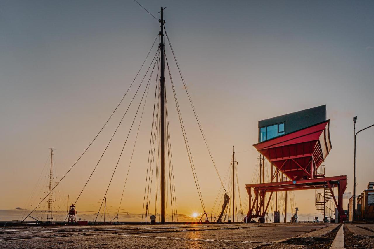 Slapen In Een Trechter Harlingen Exterior foto